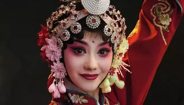 电视剧《主角》央一开播，张嘉益刘浩存演绎秦腔艺人易青娥半世纪沉浮：细节速览